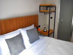 Zimmerbild 4