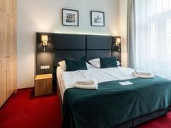 Zimmerbild 6