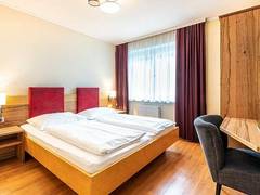 Zimmerbild 6