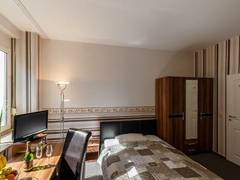 Zimmerbild 5