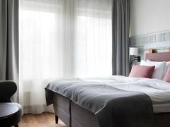 Zimmerbild 4