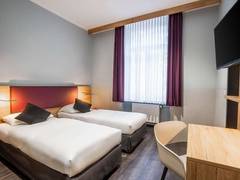 Zimmerbild 7