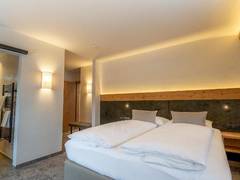 Zimmerbild 8