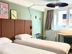Zimmerbild 4