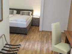 Zimmerbild 6