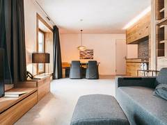 Zimmerbild 8