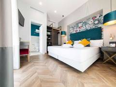 Zimmerbild 5