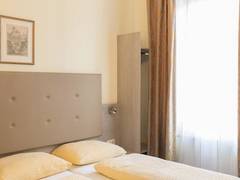 Zimmerbild 4