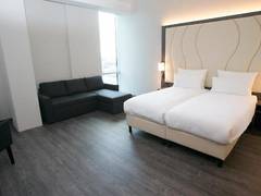 Zimmerbild 12