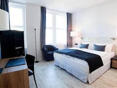 Zimmerbild 27