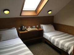 Zimmerbild 4