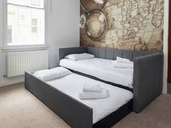 Zimmerbild 5
