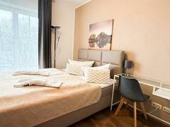 Zimmerbild 5