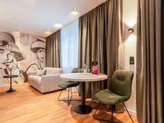 Zimmerbild 2