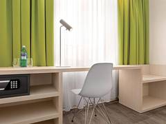Zimmerbild 9
