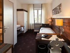 Zimmerbild 6