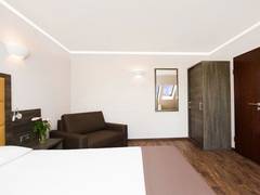 Zimmerbild 4