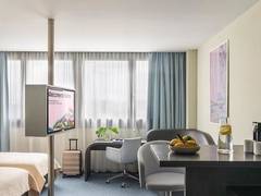 Zimmerbild 2