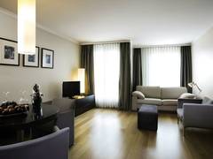 Zimmerbild 4