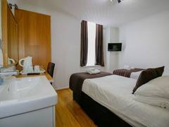 Zimmerbild 12
