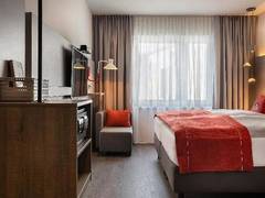 Zimmerbild 13