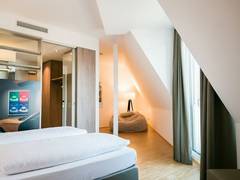 Zimmerbild 7