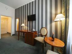 Zimmerbild 9