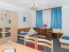 Zimmerbild 6