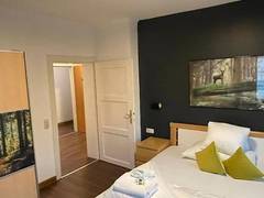 Zimmerbild 5