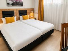 Zimmerbild 2
