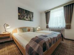 Zimmerbild 5