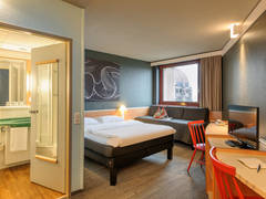 Zimmerbild 67