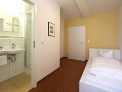 Zimmerbild 33