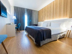 Zimmerbild 13