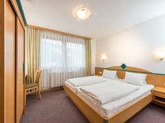 Zimmerbild 16