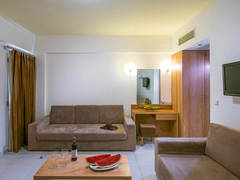 Zimmerbild 13