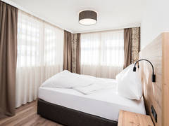 Zimmerbild 14