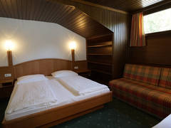 Zimmerbild 13