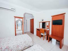 Zimmerbild 5