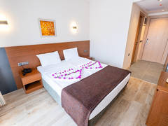 Zimmerbild 12