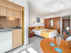 Zimmerbild 15