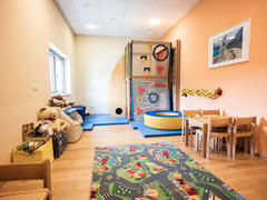 Zimmerbild 8