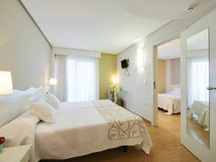 Zimmerbild 12