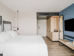 Zimmerbild 15