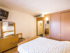Zimmerbild 44