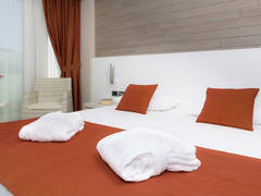 Zimmerbild 23