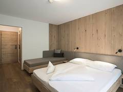 Zimmerbild 14