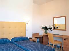 Zimmerbild 24