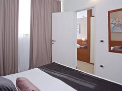 Zimmerbild 44