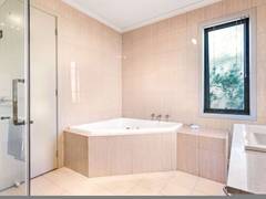Zimmerbild 9